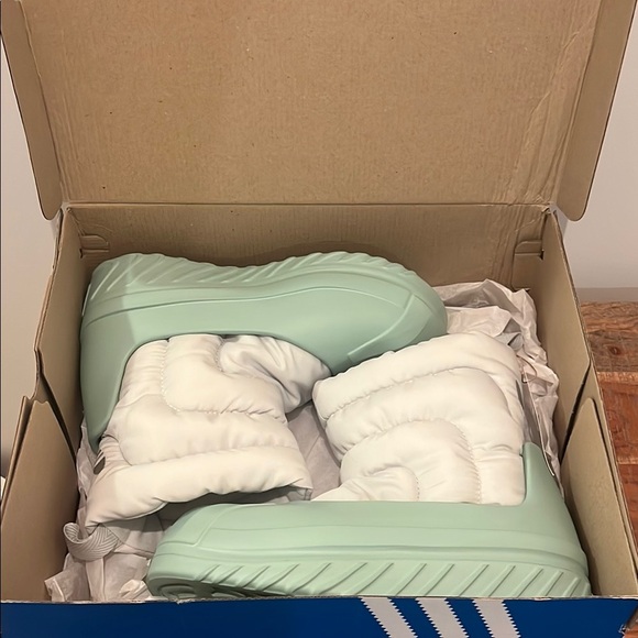Adidas Mint Green Winter Boots, Women’s 6.5 - Picture 5 of 6